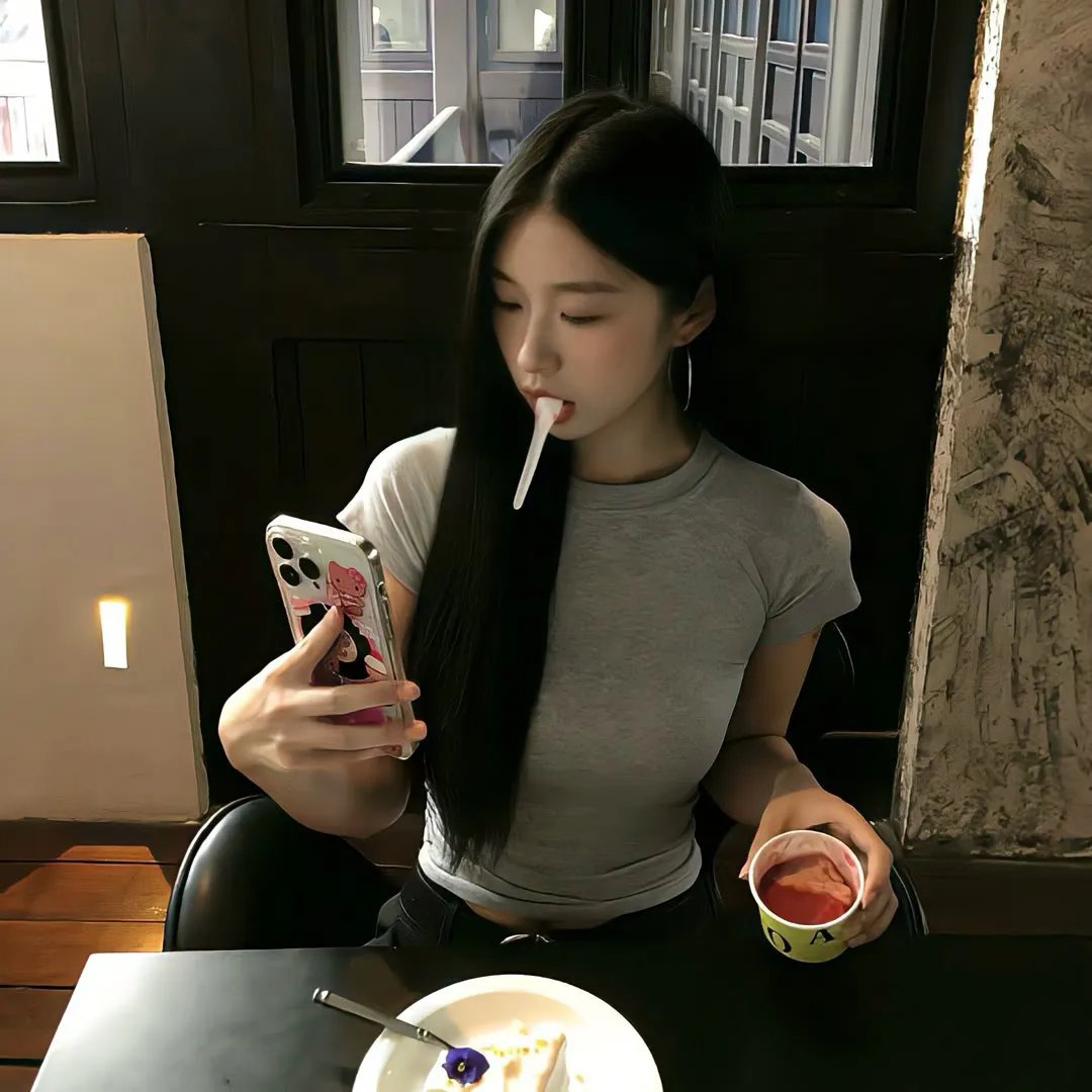 与凤行